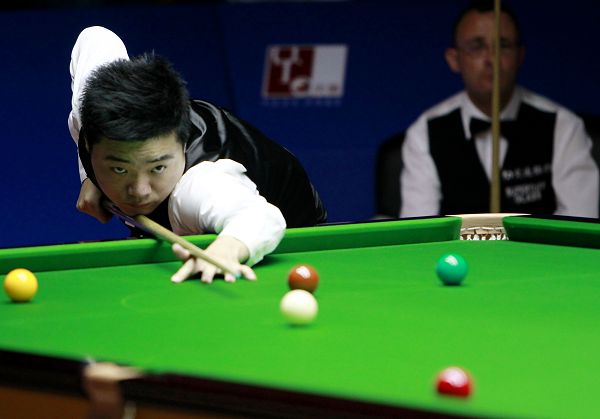 面对赛程延 面对赛程延