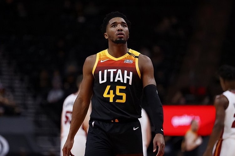 意只隔一念 意只隔一念